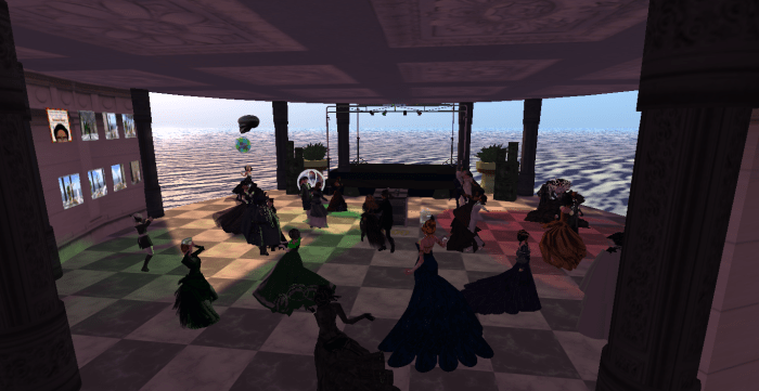 Keeba and the Tiny Maniacs at the Guv'nah's Mansion, 2015. ~Aevalle Galicia